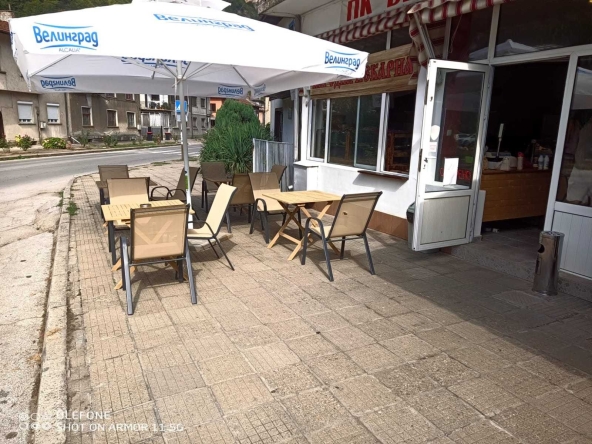 Заведение в Тетевен - 65 кв.м за 471 €/кв.м - Снимка #1