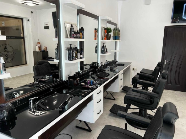 Дава се под наем  в Пловдив, Кючук Париж -  кв.м за 613 € - Снимка #1