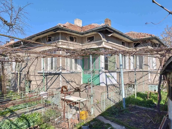 Къща в Търговище, Малчо Малчев - 80 кв.м за 542 €/кв.м - Снимка #1