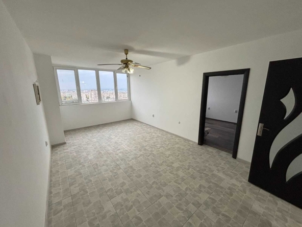 Четиристаен апартамент в Стара Загора, Три чучура - център - 79 кв.м за 1507 €/кв.м - Снимка #1