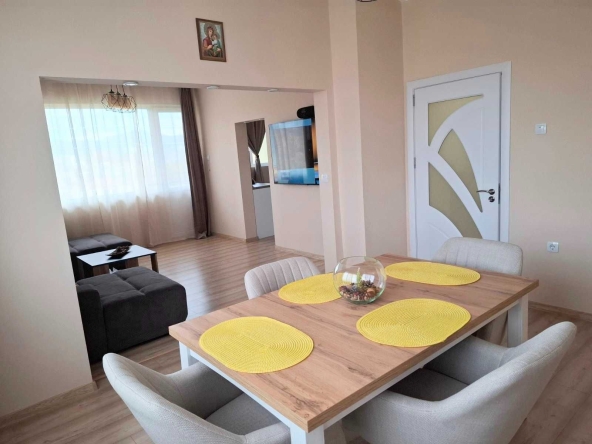 Четиристаен апартамент в Казанлък - 105 кв.м за 1477 €/кв.м - Снимка #1