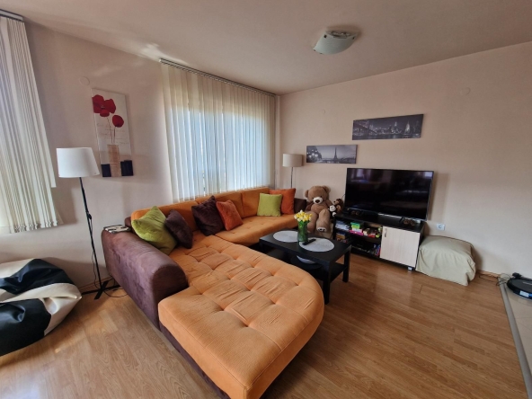Дава се под наем Двустаен апартамент в Пловдив, Център - 70 кв.м за 494.7 € - Снимка #1