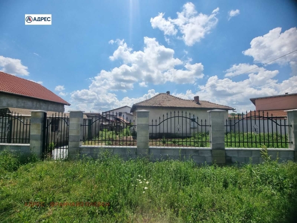 Къща в с. Ясен, Област Плевен - 84 кв.м за 1154 €/кв.м - Снимка #1