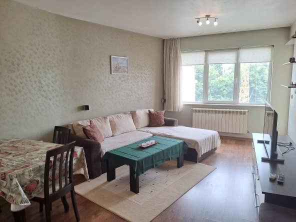 Дава се под наем Тристаен апартамент в Стара Загора, Ремиза - 100 кв.м за 433.5 € - Снимка #1