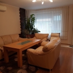 Тристаен апартамент в Пловдив, Кършияка - 120 кв.м за 5 €/кв.м - Снимка #1