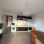 Дава се под наем Двустаен апартамент в Бургас, Лазур - 60 кв.м за 306 € - Снимка #1