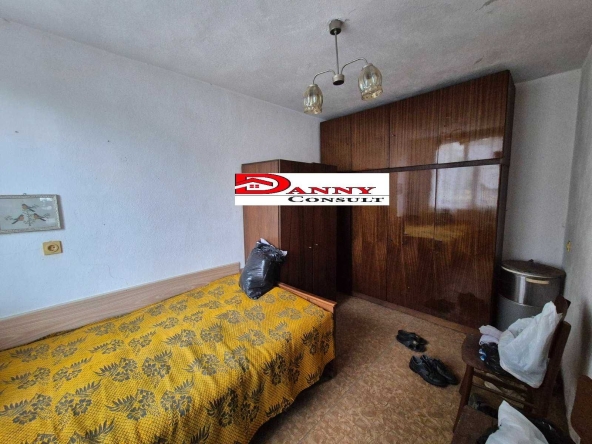 Къща в с. Ангелов, Област Габрово - 70 кв.м за 395 €/кв.м - Снимка #1
