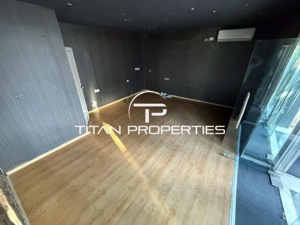 Дава се под наем Магазин в Бургас, Център - 25 кв.м за 612 € - Снимка #1