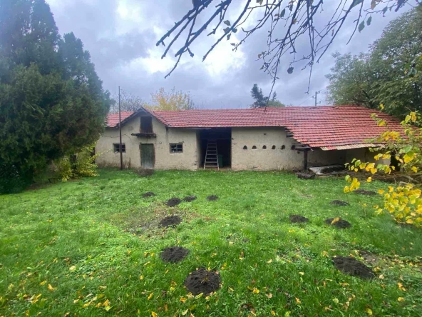 Къща в Варна, Левски - 100 кв.м за 500 €/кв.м - Снимка #1