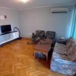 Дава се под наем Тристаен апартамент в Пловдив, Център - 98 кв.м за 459 € - Снимка #1