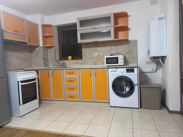 Дава се под наем Двустаен апартамент в Разград, Житница - 47 кв.м за 357 € - Снимка #1