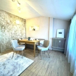 Дава се под наем Тристаен апартамент в София, Център - 80 кв.м за 850 € - Снимка #1