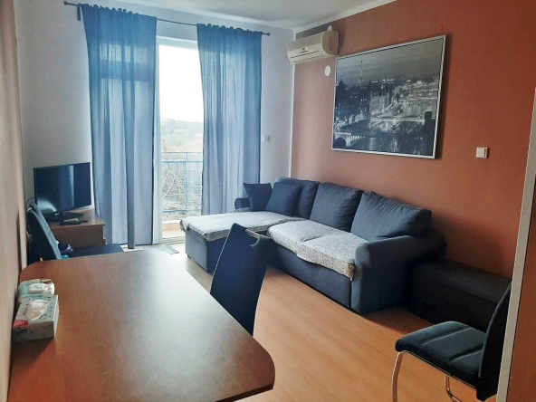 Тристаен апартамент в к.к. Слънчев бряг - 67 кв.м за 851 €/кв.м - Снимка #1