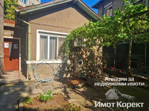 Къща в Асеновград - 60 кв.м за 1003 €/кв.м - Снимка #1