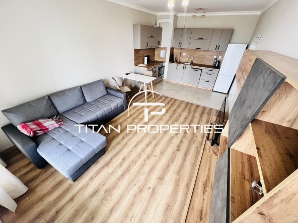 Дава се под наем Двустаен апартамент в Бургас, Изгрев - 59 кв.м за 612 € - Снимка #1