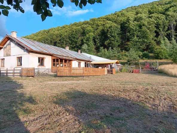 Къща в Рила - 400 кв.м за 900 €/кв.м - Снимка #1