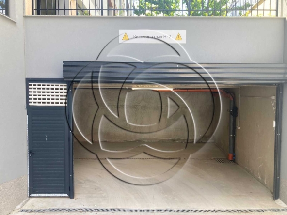 Гараж / Паркомясто в София, Малинова долина - 42 кв.м за 905 €/кв.м - Снимка #1