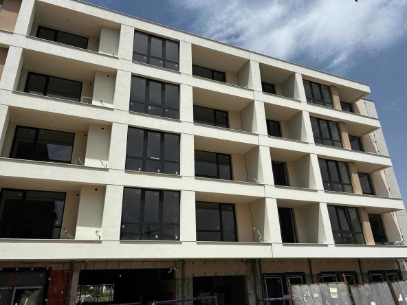 Двустаен апартамент в София, Малинова долина - 84 кв.м за 1636 €/кв.м - Снимка #1