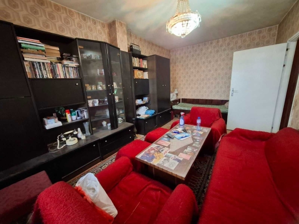 Двустаен апартамент в Стара Загора, Три чучура - юг - 48 кв.м за 1117 €/кв.м - Снимка #1
