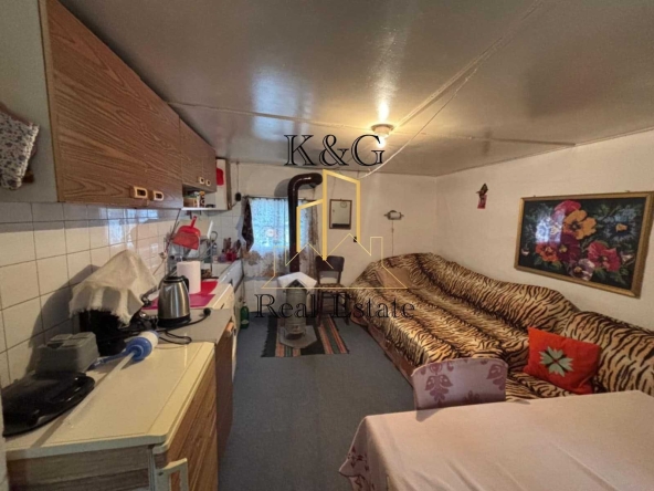 Къща в Завет - 100 кв.м за 286 €/кв.м - Снимка #1