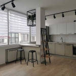 Дава се под наем Тристаен апартамент в Пловдив, Кършияка - 89 кв.м за 663 € - Снимка #1