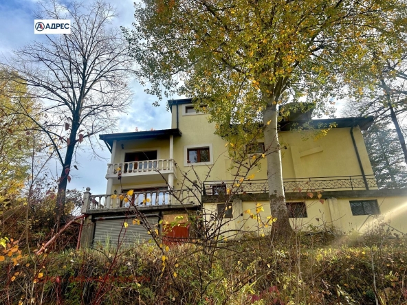 Къща в Враца, Студентски град - 200 кв.м за 767 €/кв.м - Снимка #1