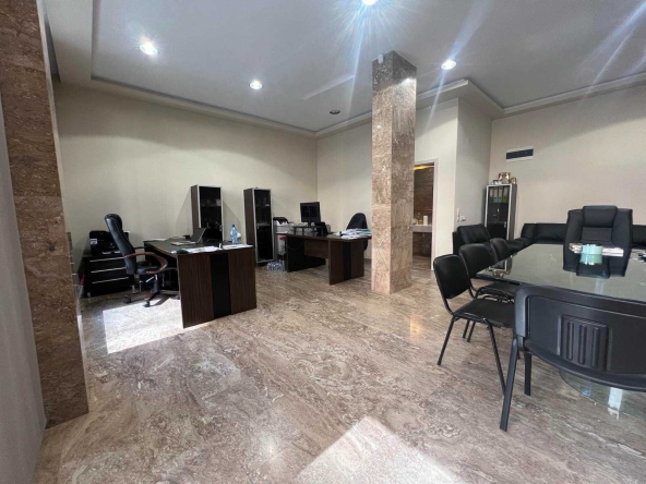 Офис в София, Център - 63 кв.м за 2620 €/кв.м - Снимка #1