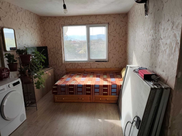 Къща в Търговище, Въбел - 90 кв.м за 907 €/кв.м - Снимка #1