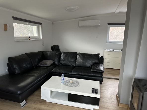 Дава се под наем Къща в София, Център - 60 кв.м за 357 € - Снимка #1