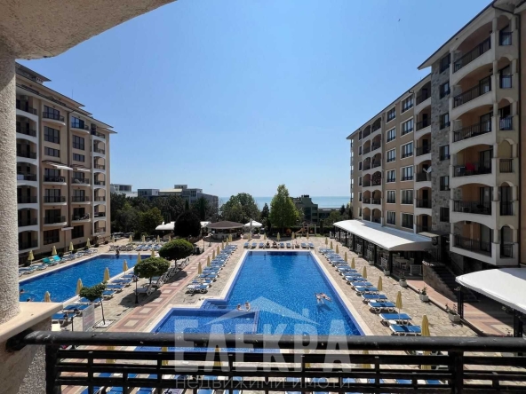 Дава се под наем Тристаен апартамент в Варна, Център - 101 кв.м за 550 € - Снимка #1