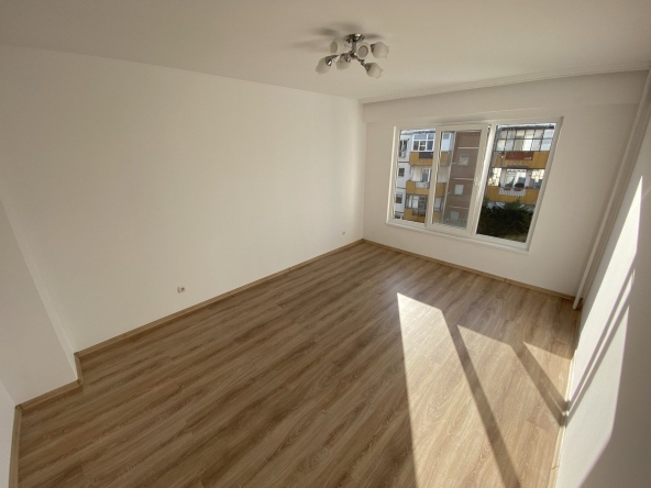 Двустаен апартамент в Пазарджик, Моста на Лютата - 44 кв.м за 1478 €/кв.м - Снимка #1