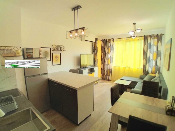 Тристаен апартамент в Пловдив, Кючук Париж - 68 кв.м за 2471 €/кв.м - Снимка #1