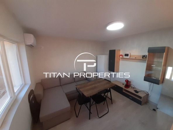 Дава се под наем Тристаен апартамент в Бургас, Крайморие - 100 кв.м за 714 € - Снимка #1