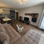 Дава се под наем Двустаен апартамент в Бургас, Славейков - 70 кв.м за 714 € - Снимка #1