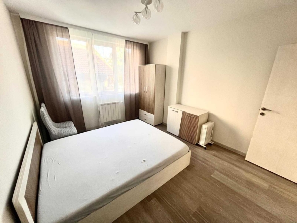 Дава се под наем Тристаен апартамент в София, Зона Б-18 - 100 кв.м за 850 € - Снимка #1