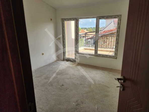 Тристаен апартамент в Царево - 90 кв.м за 1089 €/кв.м - Снимка #1