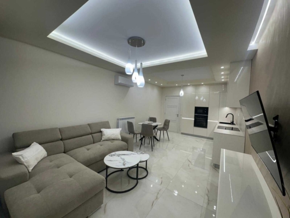 Дава се под наем Двустаен апартамент в София, Красно село - 67 кв.м за 870 € - Снимка #1