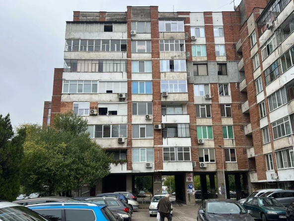 Тристаен апартамент в Велико Търново, Колю Фичето - 75 кв.м за 1600 €/кв.м - Снимка #1