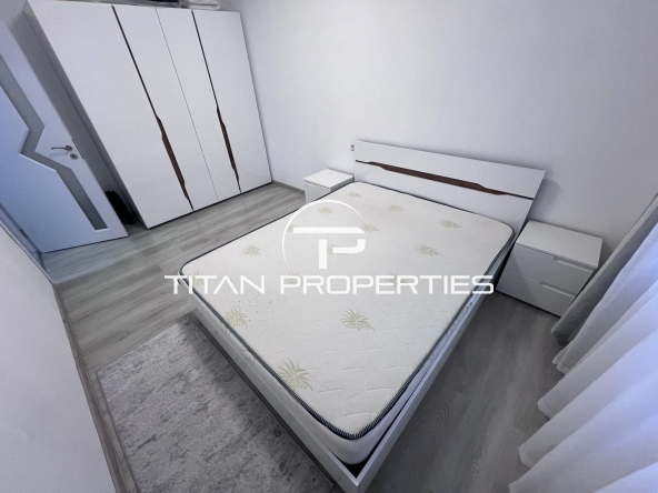 Дава се под наем Двустаен апартамент в Бургас, Център - 52 кв.м за 459 € - Снимка #1