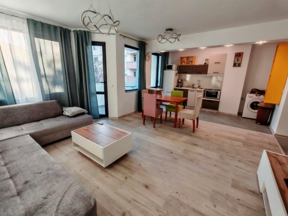 Дава се под наем Двустаен апартамент в Пловдив, Кючук Париж - 82 кв.м за 383 € - Снимка #1