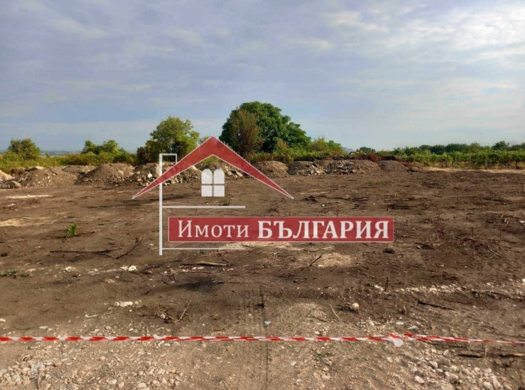 Парцел в с. Марково, Област Пловдив - 900 кв.м за 100 €/кв.м - Снимка #1