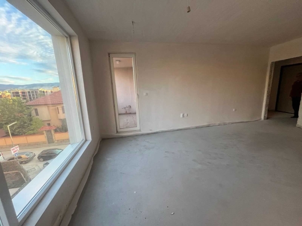 Двустаен апартамент в Пловдив, Христо Смирненски - 70 кв.м за 1500 €/кв.м - Снимка #1