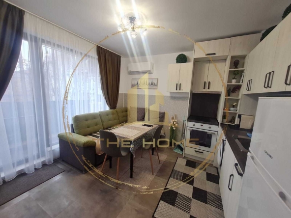 Дава се под наем Двустаен апартамент в Варна, Център - 45 кв.м за 625 € - Снимка #1