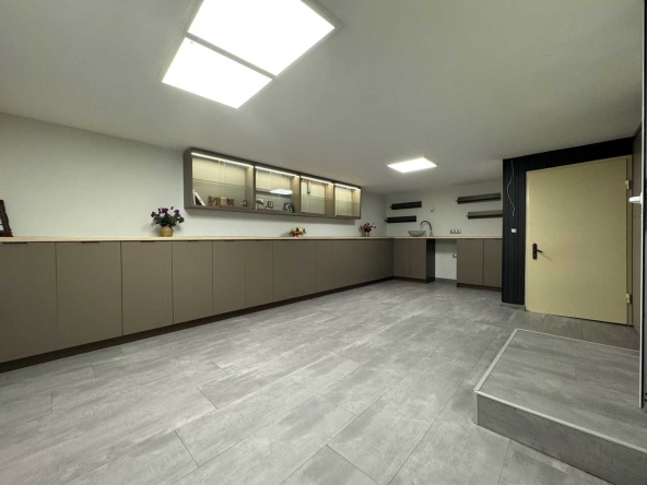 Офис в София, Лагера - 75 кв.м за 2200 €/кв.м - Снимка #1