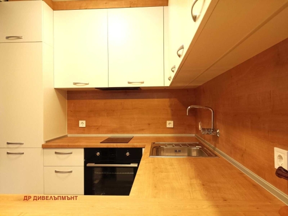 Дава се под наем Двустаен апартамент в с. Бенковски, Област София-област - 65 кв.м за 382.5 € - Снимка #1