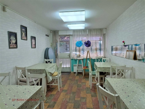 Дава се под наем Магазин в София, Стрелбище - 40 кв.м за 258.06 € - Снимка #1