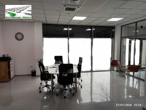 Дава се под наем Офис в Пловдив, Център - 85 кв.м за 887.4 € - Снимка #1