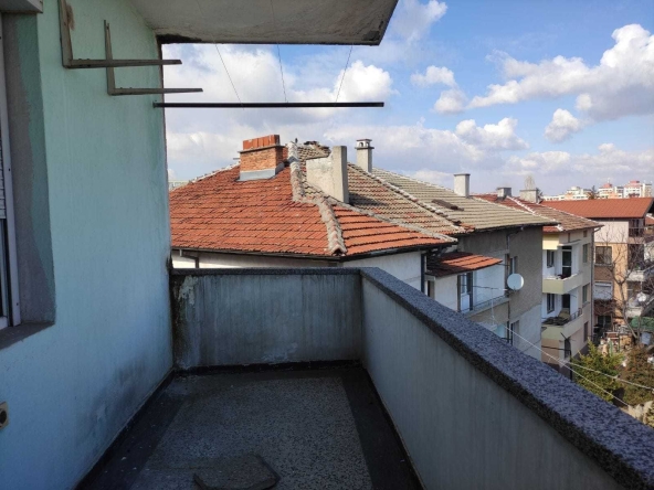 Многостаен апартамент в Асеновград - 140 кв.м за 518 €/кв.м - Снимка #1