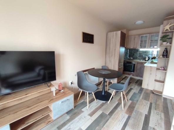 Дава се под наем Двустаен апартамент в София, Младост 2 - 64 кв.м за 523.26 € - Снимка #1