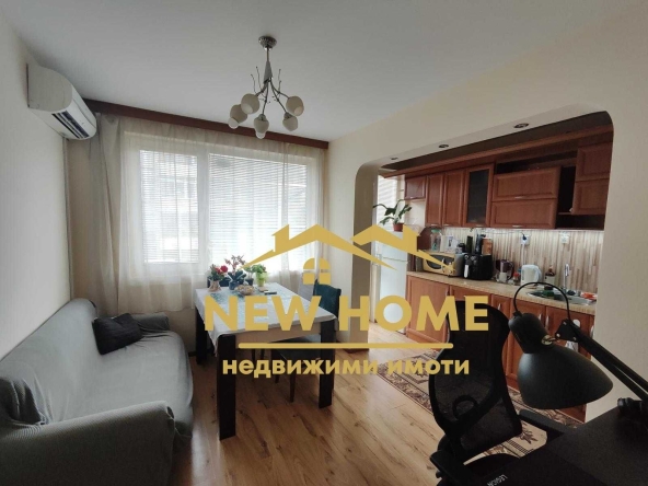 Дава се под наем Четиристаен апартамент в Добрич, Автогара - 120 кв.м за 433.5 € - Снимка #1